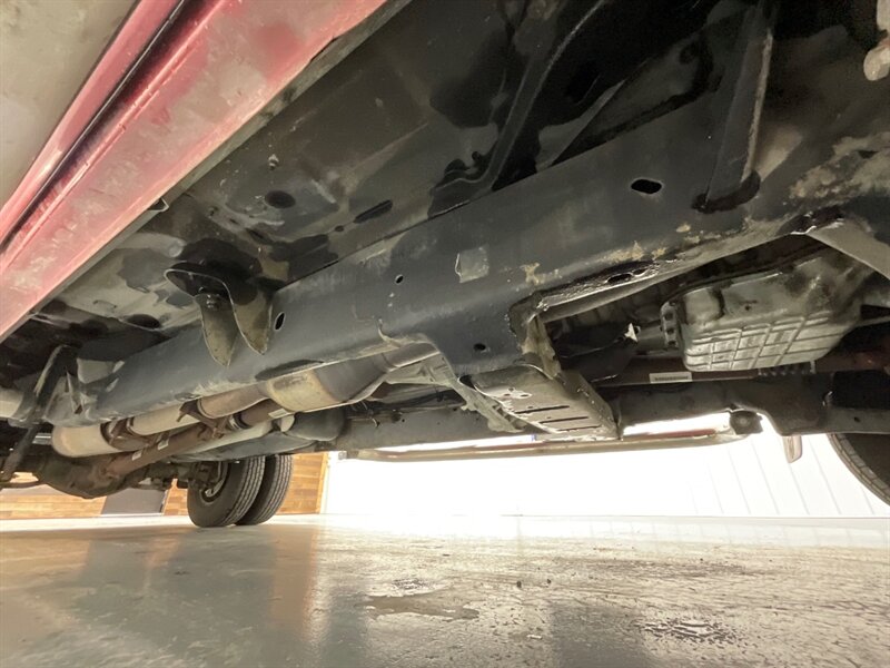 2006 Dodge Ram 3500 SLT 4X4 / 5.9L DIESEL /36K MILES / 1-OWNER / DUALLY 1-TON / Rear Airbags / Sunroof / ZERO RUST - Photo 50 - Gladstone, OR 97027