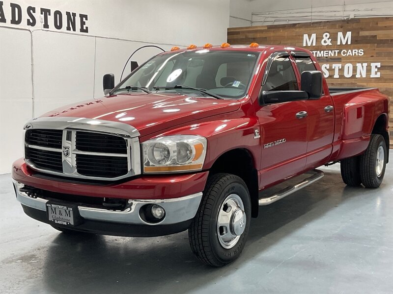 2006 Dodge Ram 3500 SLT 4X4 / 5.9L DIESEL /36K MILES / 1-OWNER / DUALLY 1-TON / Rear Airbags / Sunroof / ZERO RUST - Photo 59 - Gladstone, OR 97027