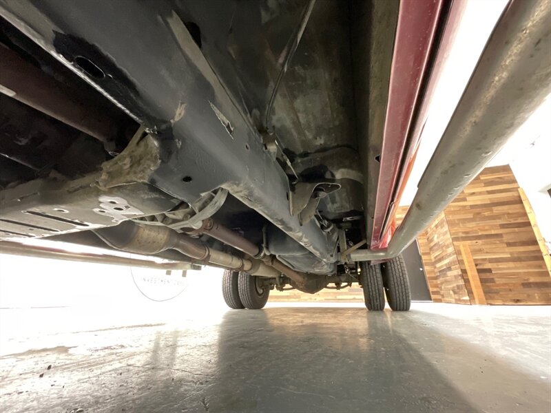 2006 Dodge Ram 3500 SLT 4X4 / 5.9L DIESEL /36K MILES / 1-OWNER / DUALLY 1-TON / Rear Airbags / Sunroof / ZERO RUST - Photo 49 - Gladstone, OR 97027