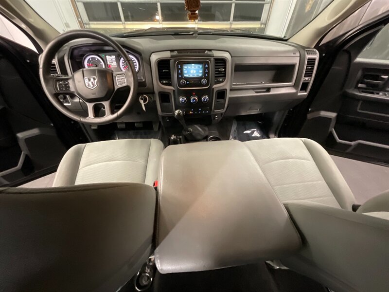 2016 RAM 2500 Crew Cab 4X4 / 6.7L   - Photo 18 - Gladstone, OR 97027