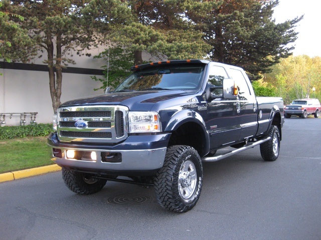 2005 Ford F-350 Lariat/ 4X4/ Diesel/ LIFTED - Photo 1 - Portland, OR 97217