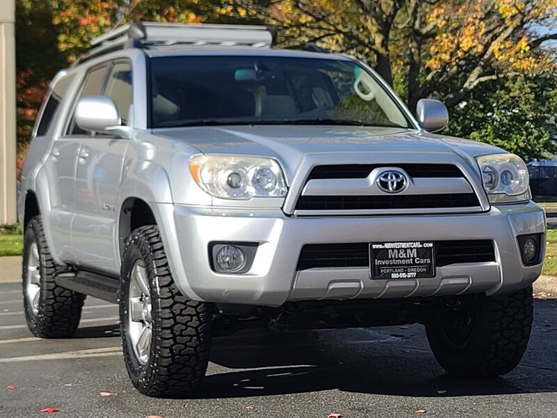 2007 Toyota 4Runner Limited 4X4 / 3rd Seat / New LIFT + TIRES / Loaded  / NAVi / Backup CAM / Leather / Low Miles / 7-Passenger - Photo 2 - Portland, OR 97217