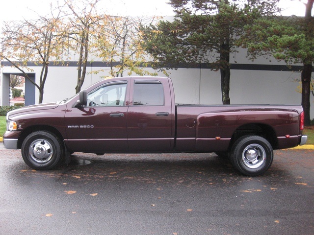 2004 Dodge Ram 3500 SLT/ 2WD/ 5.9L Cummins Diesel/ DUALLY   - Photo 4 - Portland, OR 97217