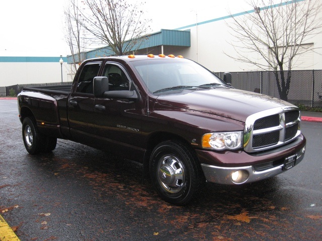 2004 Dodge Ram 3500 SLT/ 2WD/ 5.9L Cummins Diesel/ DUALLY   - Photo 2 - Portland, OR 97217