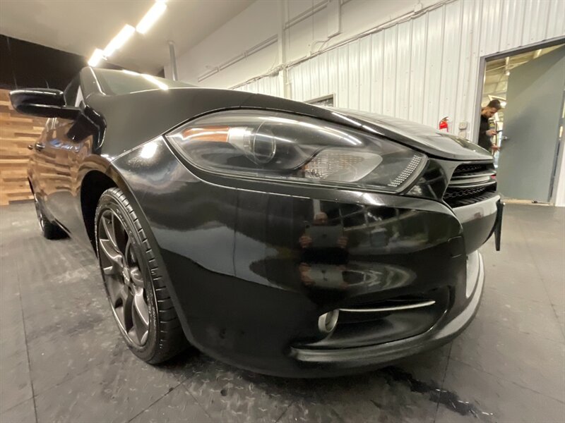 2016 Dodge Dart SXT Sedan California Pkg / Backup Camera / SHARP  8.4-Inch Touchscreen Display/ Touring Suspension / ONLY 95,000 MILES - Photo 10 - Gladstone, OR 97027