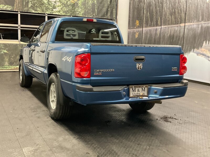 2006 Dodge Dakota SLT Quad Cab 4X4 / 4.7L V8 MAGNUM  / 98,000 MILES  LOCAL TRUCK / RUST FREE / Excel Cond - Photo 8 - Gladstone, OR 97027