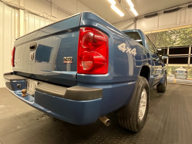 2006 Dodge Dakota SLT Quad Cab 4X4 / 4.7L V8 MAGNUM  / 98,000 MILES  LOCAL TRUCK / RUST FREE / Excel Cond - Photo 12 - Gladstone, OR 97027