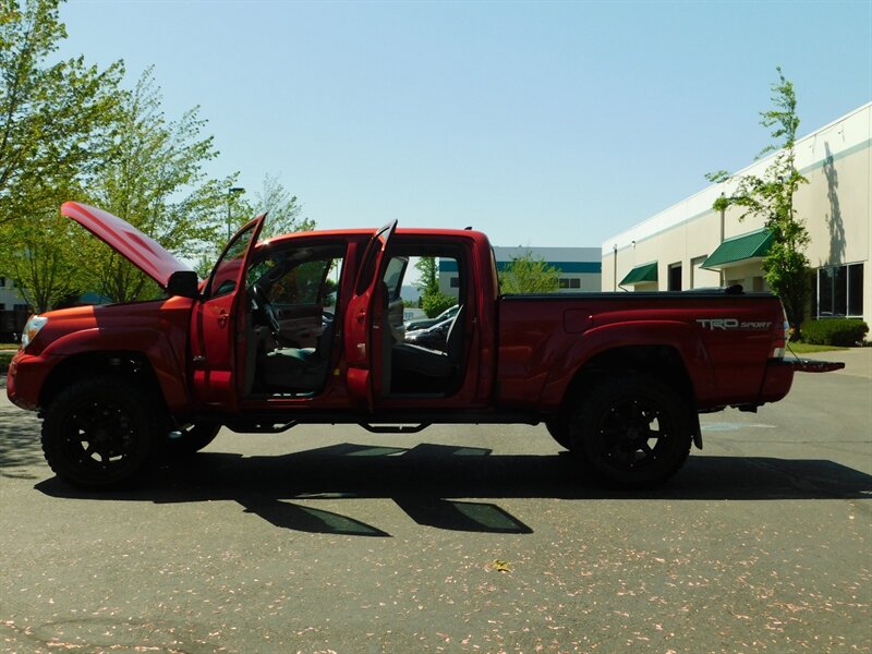 2015 Toyota Tacoma SR5 TRD Sport / 4x4 / LB / 1 OWNER / LIFTED LIFTED   - Photo 26 - Portland, OR 97217