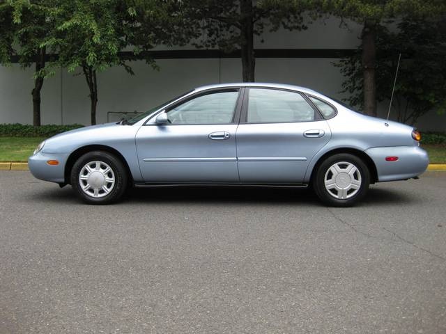 1997 Ford Taurus GL   - Photo 2 - Portland, OR 97217