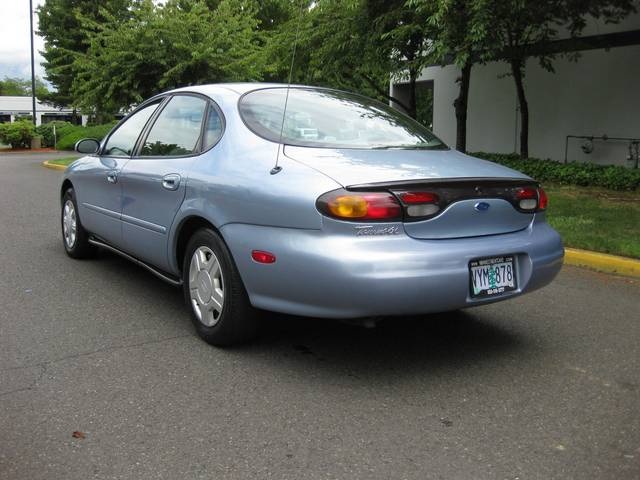 1997 Ford Taurus GL   - Photo 3 - Portland, OR 97217