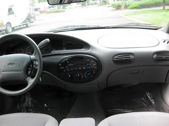 1997 Ford Taurus GL   - Photo 14 - Portland, OR 97217