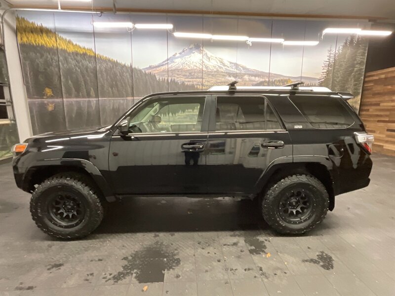 2016 Toyota 4Runner SR5 4X4 / LIFTED w/ NEW BF GOODRICH TIRES & WHEELS  Backup Camera / SHARP SHARP - Photo 3 - Gladstone, OR 97027