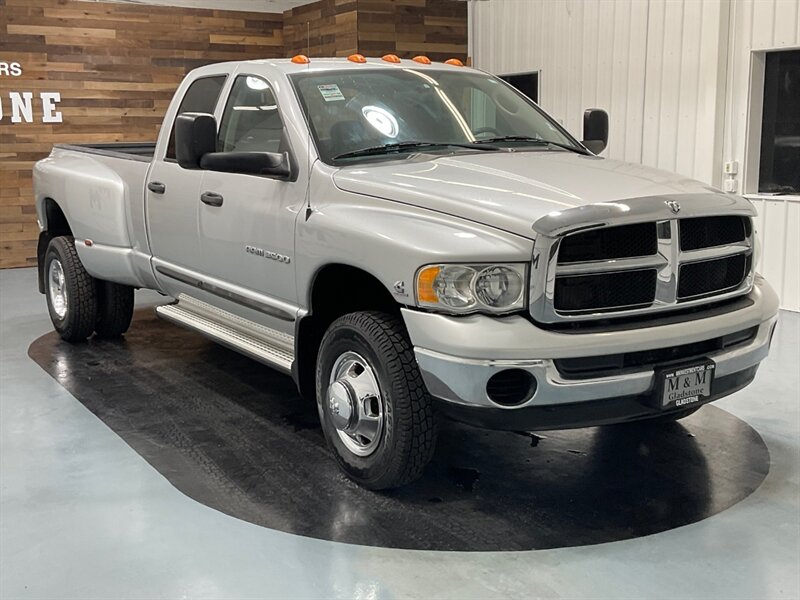 2004 Dodge Ram 3500 SLT 4X4 / DUALLY / 5.9L DIESEL / 6-SPEED /70K MILE  / 1-OWNER LOCAL / NEW TIRES - Photo 2 - Gladstone, OR 97027