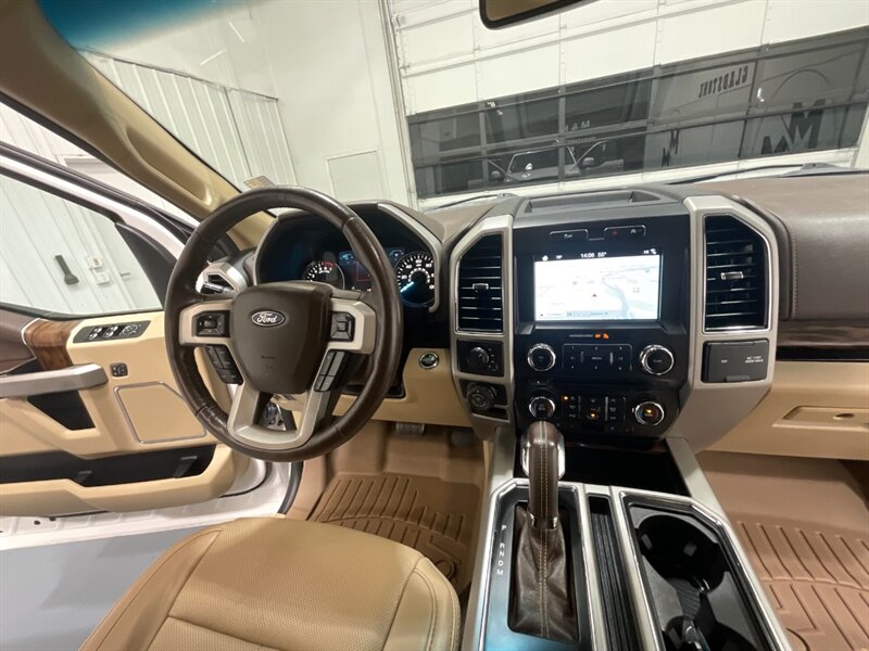 2018 Ford F-150 Lariat 4X4 / 3.5L 6Cyl ECOBOOST /LEVELED NEW TIRES / ZERO RUST / BLIS W/TRAILER TOW MONITORING/REMOTE START SYSTEM/TRAILER TOW PACKAGE /Navi & Backup Camera - Photo 16 - Gladstone, OR 97027