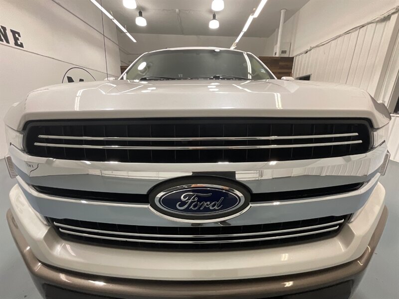2018 Ford F-150 Lariat 4X4 / 3.5L 6Cyl ECOBOOST /LEVELED NEW TIRES / ZERO RUST / BLIS W/TRAILER TOW MONITORING/REMOTE START SYSTEM/TRAILER TOW PACKAGE /Navi & Backup Camera - Photo 30 - Gladstone, OR 97027