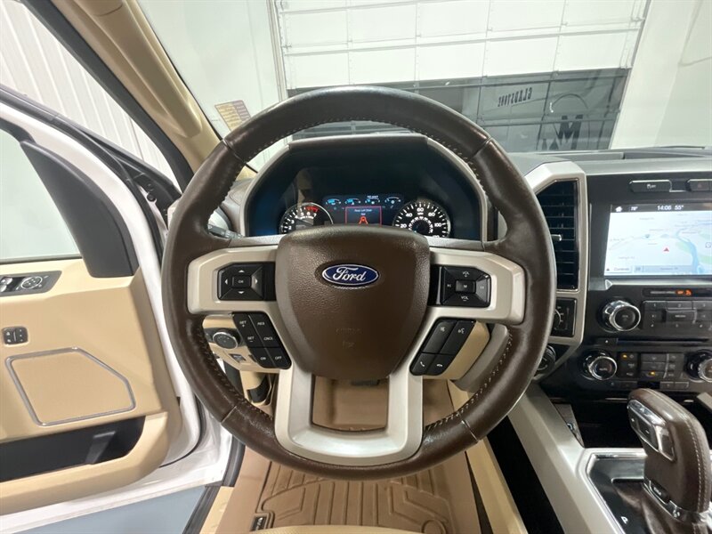 2018 Ford F-150 Lariat 4X4 / 3.5L 6Cyl ECOBOOST /LEVELED NEW TIRES / ZERO RUST / BLIS W/TRAILER TOW MONITORING/REMOTE START SYSTEM/TRAILER TOW PACKAGE /Navi & Backup Camera - Photo 43 - Gladstone, OR 97027