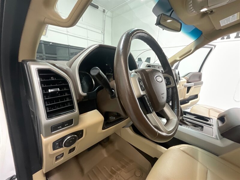 2018 Ford F-150 Lariat 4X4 / 3.5L 6Cyl ECOBOOST /LEVELED NEW TIRES / ZERO RUST / BLIS W/TRAILER TOW MONITORING/REMOTE START SYSTEM/TRAILER TOW PACKAGE /Navi & Backup Camera - Photo 41 - Gladstone, OR 97027