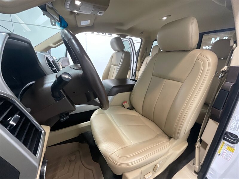 2018 Ford F-150 Lariat 4X4 / 3.5L 6Cyl ECOBOOST /LEVELED NEW TIRES / ZERO RUST / BLIS W/TRAILER TOW MONITORING/REMOTE START SYSTEM/TRAILER TOW PACKAGE /Navi & Backup Camera - Photo 13 - Gladstone, OR 97027