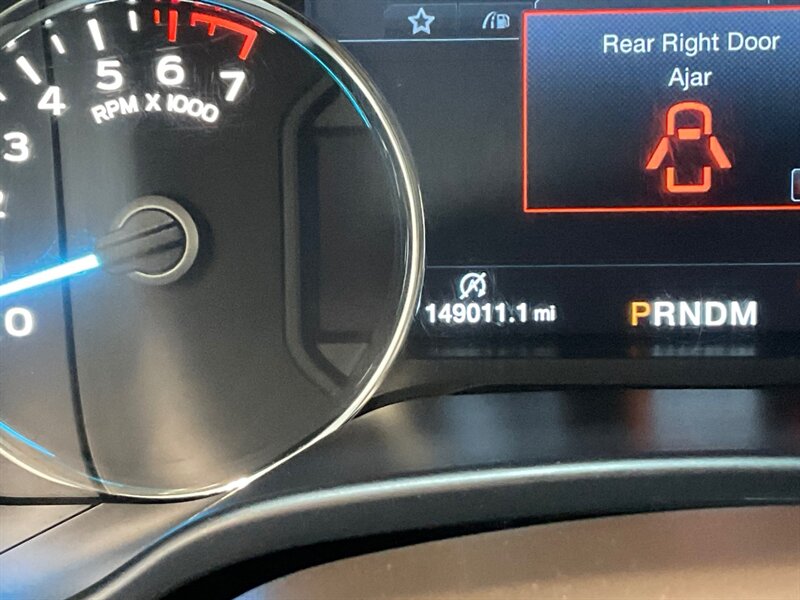 2018 Ford F-150 Lariat 4X4 / 3.5L 6Cyl ECOBOOST /LEVELED NEW TIRES / ZERO RUST / BLIS W/TRAILER TOW MONITORING/REMOTE START SYSTEM/TRAILER TOW PACKAGE /Navi & Backup Camera - Photo 57 - Gladstone, OR 97027