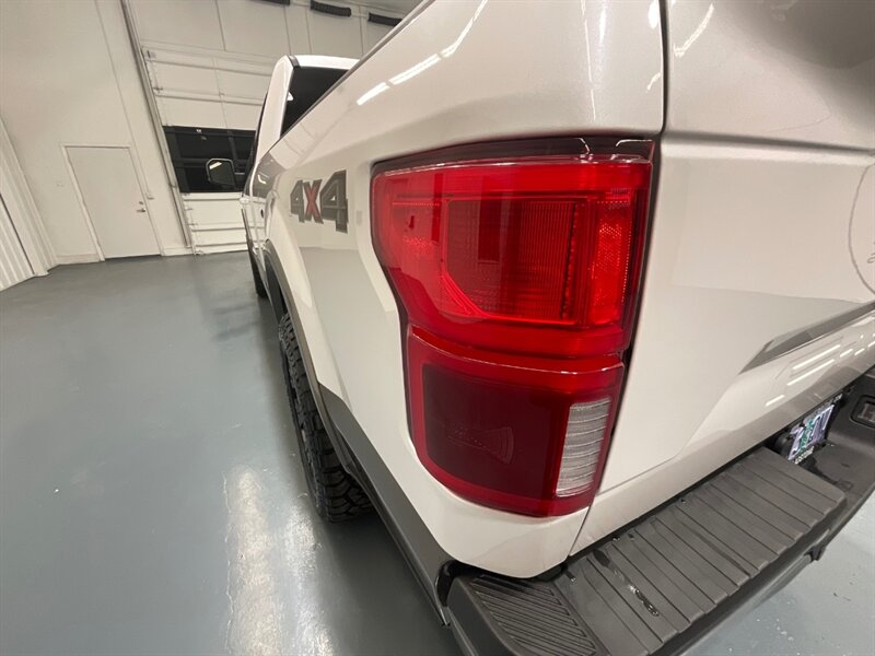 2018 Ford F-150 Lariat 4X4 / 3.5L 6Cyl ECOBOOST /LEVELED NEW TIRES / ZERO RUST / BLIS W/TRAILER TOW MONITORING/REMOTE START SYSTEM/TRAILER TOW PACKAGE /Navi & Backup Camera - Photo 29 - Gladstone, OR 97027