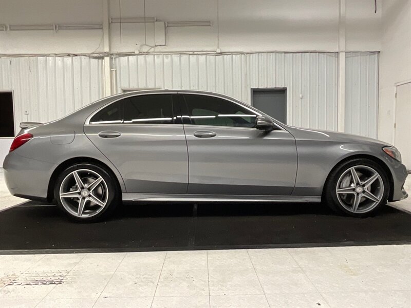 2015 Mercedes-Benz C 400 4MATIC AWD / 3.0L V6 TURBO / Sport Pkg  / Leather & Heated Seats / Navigation / LOCAL CAR / 71,000 MILES - Photo 4 - Gladstone, OR 97027