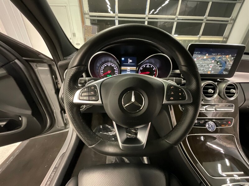 2015 Mercedes-Benz C 400 4MATIC AWD / 3.0L V6 TURBO / Sport Pkg  / Leather & Heated Seats / Navigation / LOCAL CAR / 71,000 MILES - Photo 21 - Gladstone, OR 97027