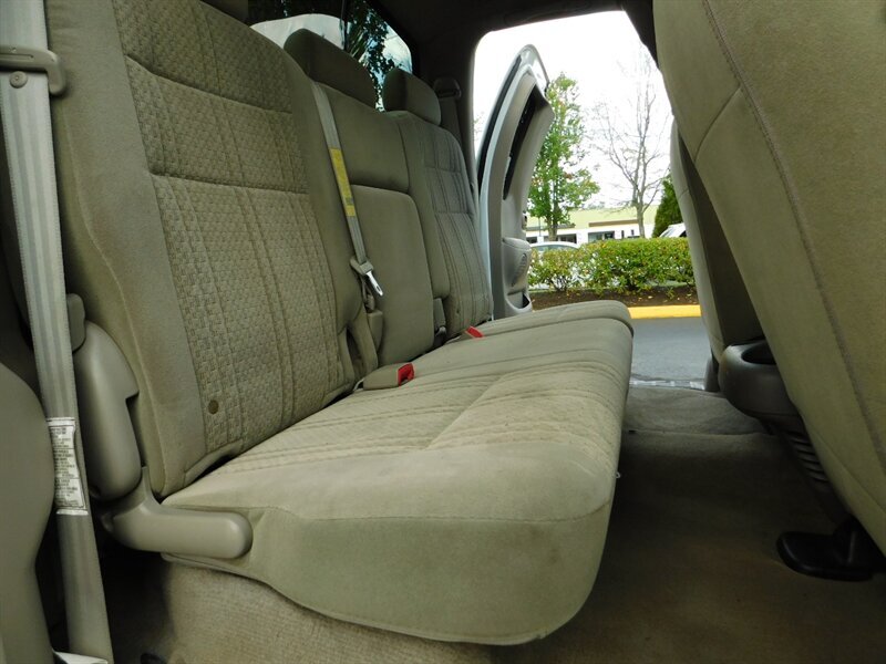 2005 Toyota Tundra SR5 Access Cab 4X4 V8 / NEW WHEELS &  NEW LIFT !!   - Photo 16 - Portland, OR 97217