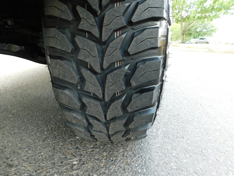 2005 Toyota Tundra SR5 Access Cab 4X4 V8 / NEW WHEELS &  NEW LIFT !!   - Photo 24 - Portland, OR 97217