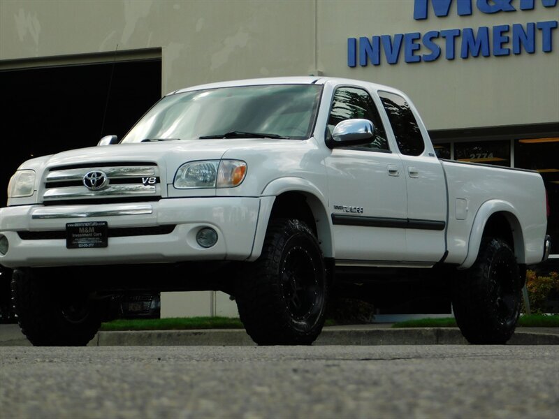 2005 Toyota Tundra SR5 Access Cab 4X4 V8 / NEW WHEELS &  NEW LIFT !!   - Photo 1 - Portland, OR 97217