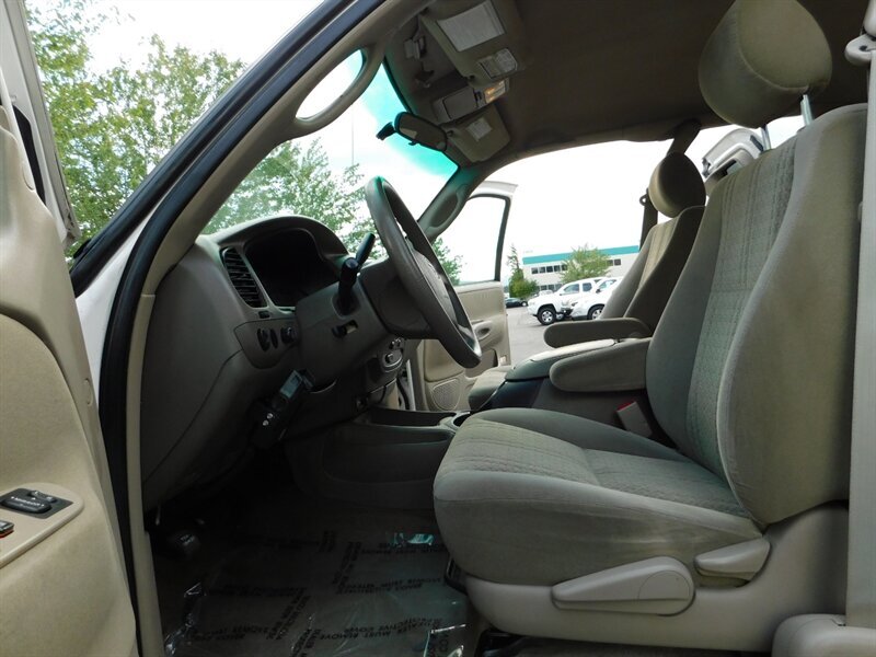 2005 Toyota Tundra SR5 Access Cab 4X4 V8 / NEW WHEELS &  NEW LIFT !!   - Photo 14 - Portland, OR 97217