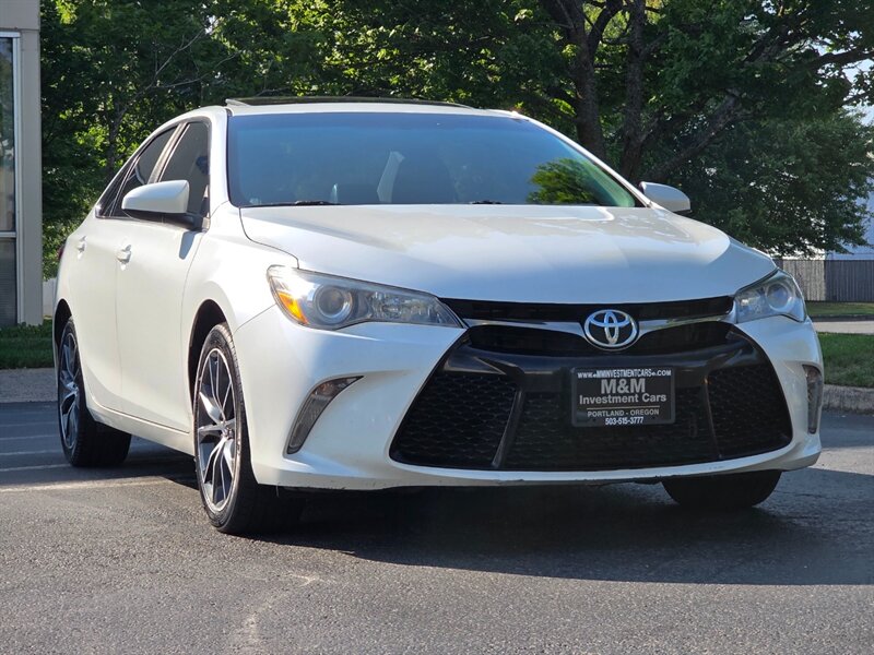2017 Toyota Camry XSE Sun Roof / CAM / Heated Seats / Premium Wheels / Paddle Shifters / Excellent Condition - Photo 2 - Portland, OR 97217