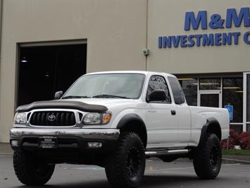 2003 Toyota Tacoma V6 2dr Xtracab / 4X4 / 5-SPEED / TIMING BELT DONE Truck