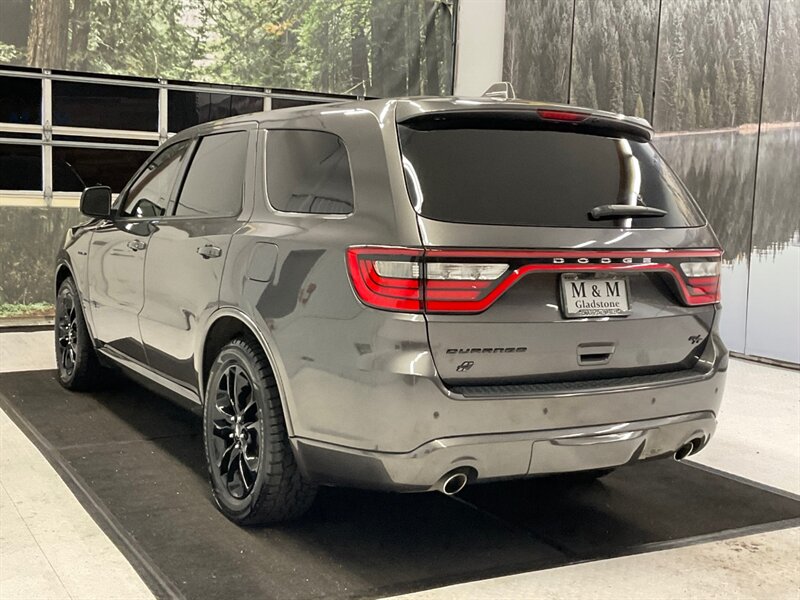 2020 Dodge Durango R/T BLACK TOP AWD / 5.7L HEMI / 1-OWNER / 21K MILE  / 3RD ROW SEAT / Leather , Heated & Cooled Seats / Sunroof / SHARP & CLEAN / 21,000 MILES - Photo 7 - Gladstone, OR 97027