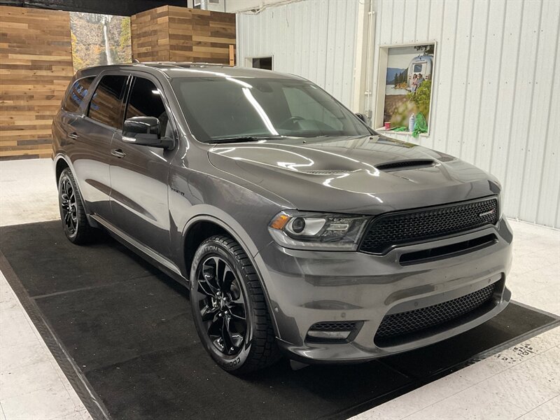 2020 Dodge Durango R/T BLACK TOP AWD / 5.7L HEMI / 1-OWNER / 21K MILE  / 3RD ROW SEAT / Leather , Heated & Cooled Seats / Sunroof / SHARP & CLEAN / 21,000 MILES - Photo 2 - Gladstone, OR 97027