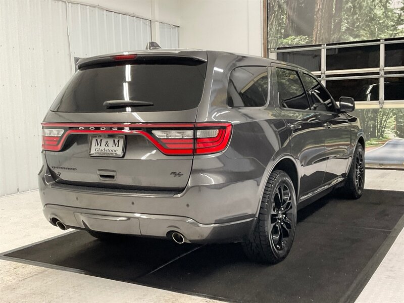 2020 Dodge Durango R/T BLACK TOP AWD / 5.7L HEMI / 1-OWNER / 21K MILE  / 3RD ROW SEAT / Leather , Heated & Cooled Seats / Sunroof / SHARP & CLEAN / 21,000 MILES - Photo 8 - Gladstone, OR 97027