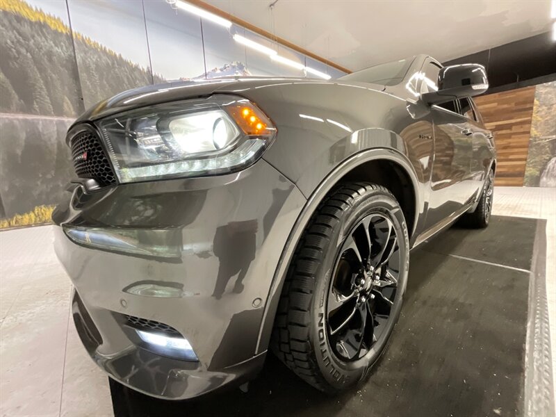 2020 Dodge Durango R/T BLACK TOP AWD / 5.7L HEMI / 1-OWNER / 21K MILE  / 3RD ROW SEAT / Leather , Heated & Cooled Seats / Sunroof / SHARP & CLEAN / 21,000 MILES - Photo 9 - Gladstone, OR 97027