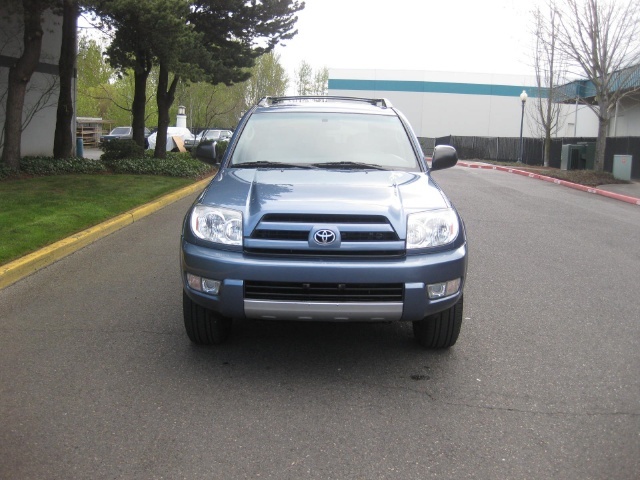 2004 Toyota 4Runner SR5   - Photo 2 - Portland, OR 97217