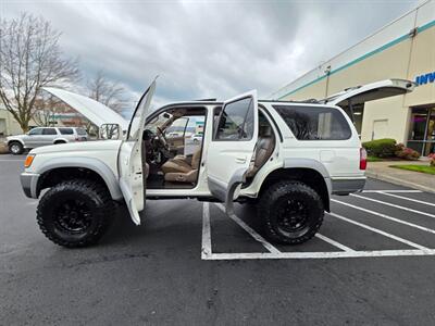 1998 Toyota 4Runner LIMITED 4X4 REAR DIFF LOCK / NEW TIRES / 4 " LIFT / V6 3.4 L / SUNROOF / NO RUST / EXCELLENT SHAPE - Photo 19 - Portland, OR 97217