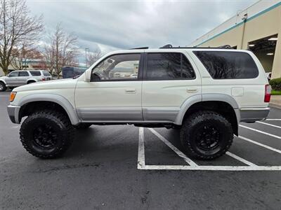 1998 Toyota 4Runner LIMITED 4X4 REAR DIFF LOCK / NEW TIRES / 4 " LIFT / V6 3.4 L / SUNROOF / NO RUST / EXCELLENT SHAPE - Photo 3 - Portland, OR 97217