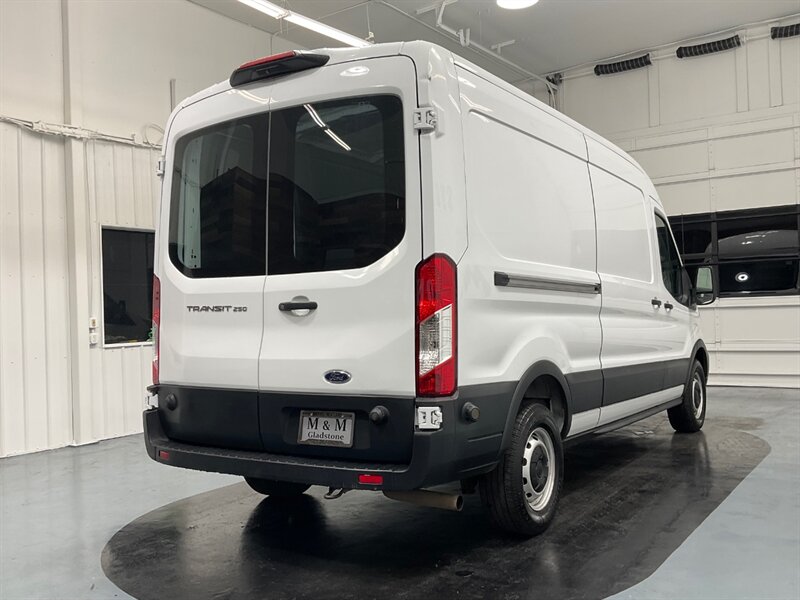 2020 Ford Transit 250 CARGO VAN / Medium Roof / Long Wheel Base  / Backup Camera / Excel Cond - Photo 9 - Gladstone, OR 97027