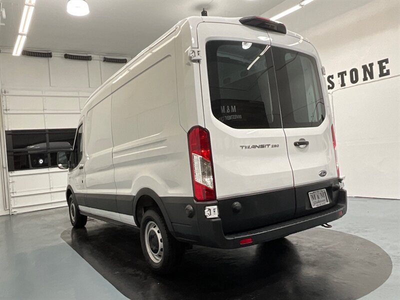 2020 Ford Transit 250 CARGO VAN / Medium Roof / Long Wheel Base  / Backup Camera / Excel Cond - Photo 8 - Gladstone, OR 97027