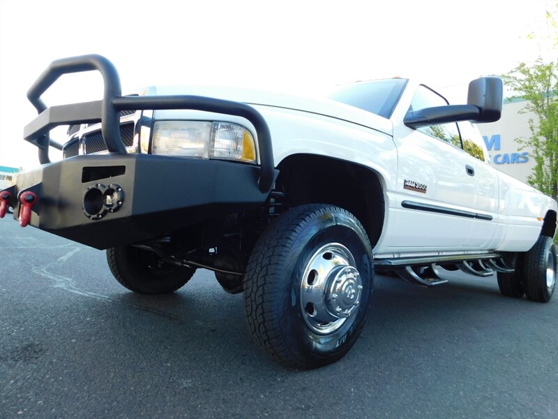 2001 Dodge Ram 3500 SLT 4X4 5.9L CUMMINS DIESEL / 6-SPEED / DUALLY   - Photo 9 - Portland, OR 97217