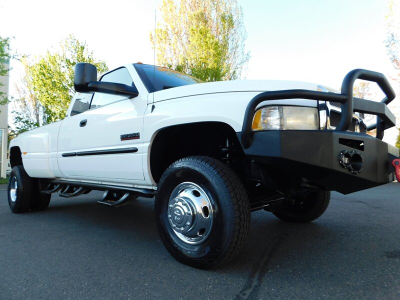 2001 Dodge Ram 3500 SLT 4X4 5.9L CUMMINS DIESEL / 6-SPEED / DUALLY   - Photo 10 - Portland, OR 97217