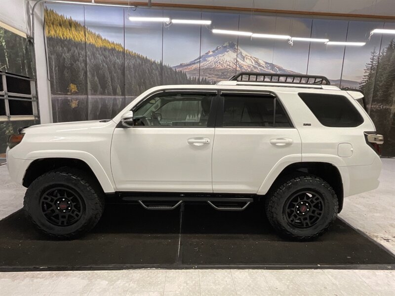 2014 Toyota 4Runner SR5 Premium 4X4 / 3RD ROW SEAT / LIFTED  / Leather w. Heated Seats / Navigation & Backup Camera / Sunroof / LIFTED w. NEW BF GOODRICH TIRES & NEW TRD WHEELS / LUGGAGE RACK & LADDER - Photo 3 - Gladstone, OR 97027