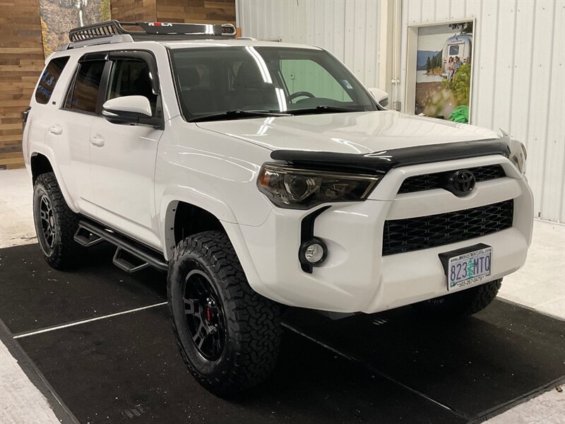 2014 Toyota 4Runner SR5 Premium 4X4 / 3RD ROW SEAT / LIFTED  / Leather w. Heated Seats / Navigation & Backup Camera / Sunroof / LIFTED w. NEW BF GOODRICH TIRES & NEW TRD WHEELS / LUGGAGE RACK & LADDER - Photo 2 - Gladstone, OR 97027