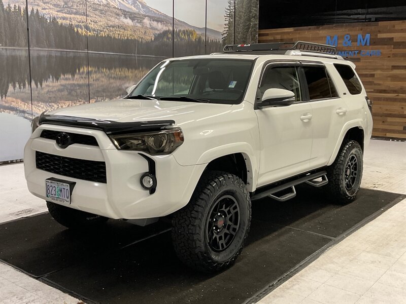 2014 Toyota 4Runner SR5 Premium 4X4 / 3RD ROW SEAT / LIFTED  / Leather w. Heated Seats / Navigation & Backup Camera / Sunroof / LIFTED w. NEW BF GOODRICH TIRES & NEW TRD WHEELS / LUGGAGE RACK & LADDER - Photo 25 - Gladstone, OR 97027