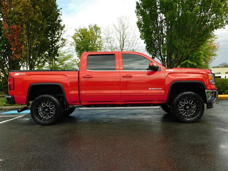 2015 GMC Sierra 1500 SLE Preffered Pkg Crew Cab 4X4 5.3L / Z71 /LIFTED