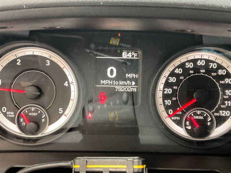 2013 RAM 2500 Tradesman Crew Cab 4X4/6.7L DIESEL /6-SPEED/LIFTED / Backup Camera / RAM BOX / ZERO RUST / LIFTED w. BRAND NEW 35 " TIRES & 20 " MOTO WHEELS / 79K MILES - Photo 57 - Gladstone, OR 97027
