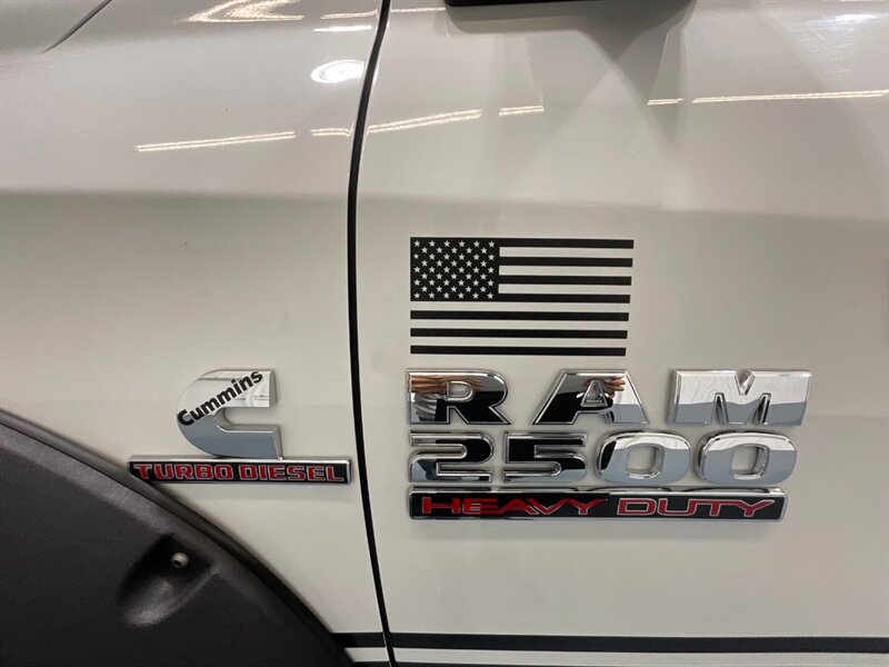 2013 RAM 2500 Tradesman Crew Cab 4X4/6.7L DIESEL /6-SPEED/LIFTED / Backup Camera / RAM BOX / ZERO RUST / LIFTED w. BRAND NEW 35 " TIRES & 20 " MOTO WHEELS / 79K MILES - Photo 30 - Gladstone, OR 97027