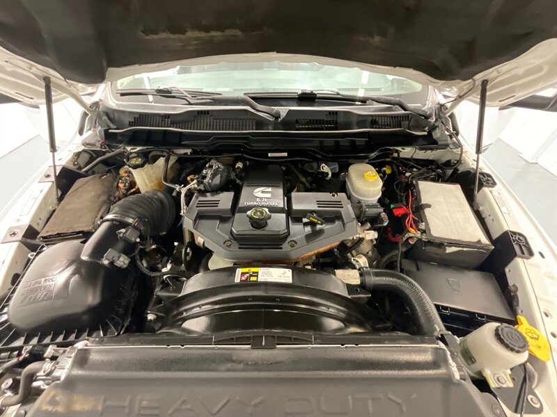 2013 RAM 2500 Tradesman Crew Cab 4X4/6.7L DIESEL /6-SPEED/LIFTED / Backup Camera / RAM BOX / ZERO RUST / LIFTED w. BRAND NEW 35 " TIRES & 20 " MOTO WHEELS / 79K MILES - Photo 54 - Gladstone, OR 97027